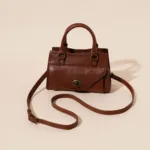 Classic Black Leather Handbag: Timeless Design for Business Meetings - Image 2